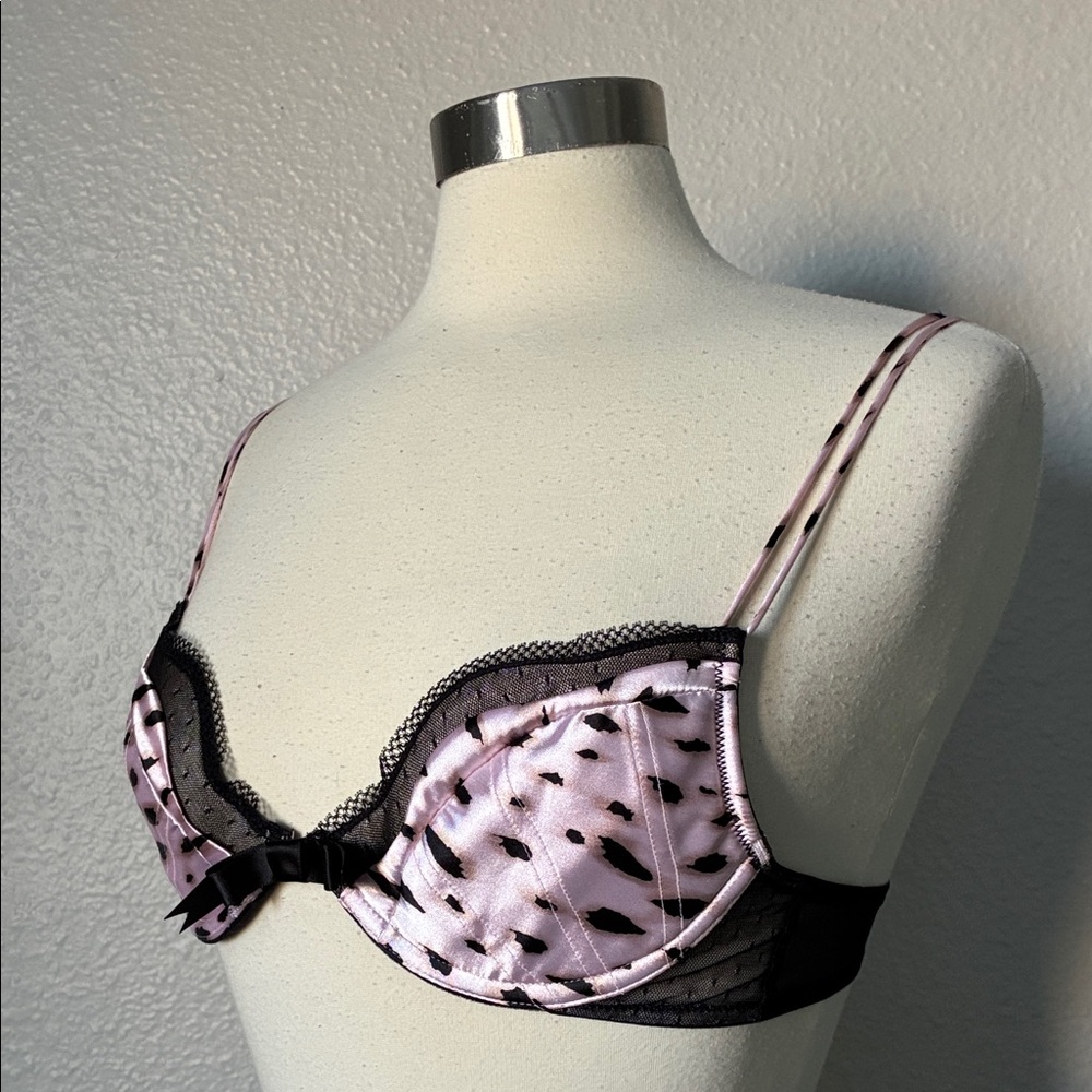 Cassandra Intimates Pink Satin Leopard Print Underwire Bra Black Lace Trim 34C